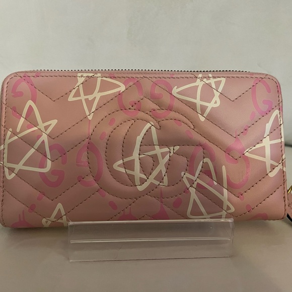 Gucci Marmont Wallet - Picture 4 of 8